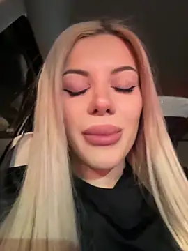 AlyssaFoxx_ Live XXX-Chat