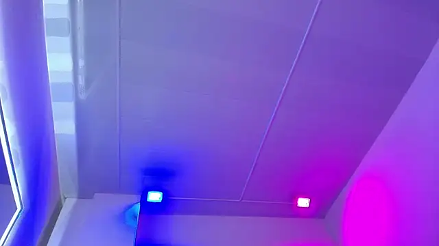 Živý XXX chat Maddie_T18