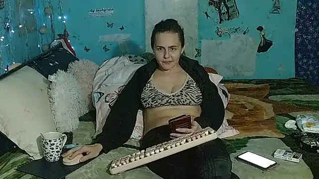 brighteyes77 লাইভ XXX চ্যাট