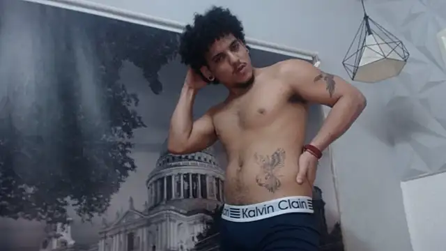 XXX chat uživo modela Xfire_boy69