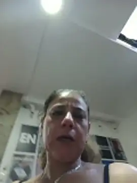 Chat XXX en directo de sasi_luna