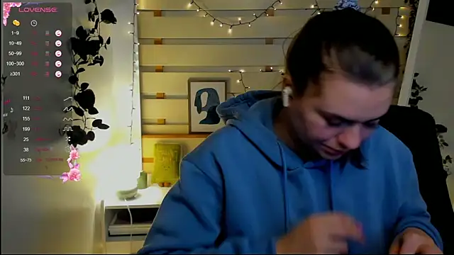 Josephine_Kiss Adlı Modelin Canlı XXX Sohbeti