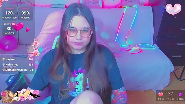 Chatroom XXX en direct de Lolisuccub