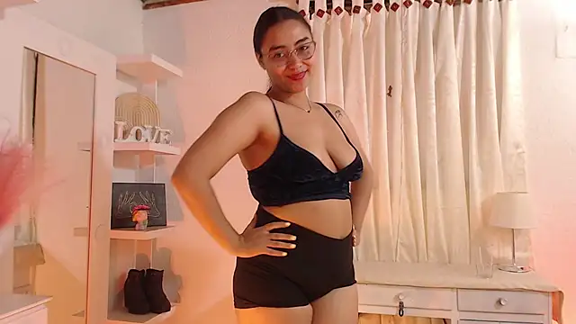 Chat +18 de _Kim__M ao vivo