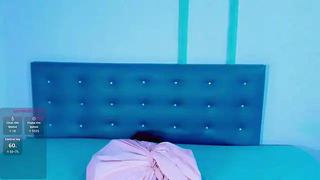 malahya_ élő XXX-chatje