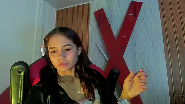 MarianaManzur: онлайн-секс-чат