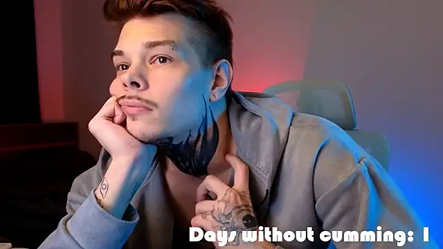 DENIS_HERE Pertunjukan Webcam