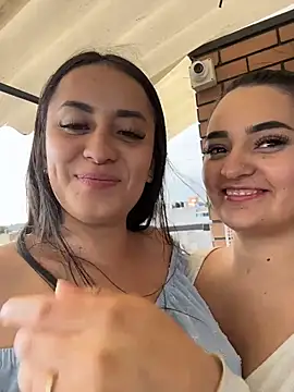 دردشة Antonella_Julieta الجنسية المباشرة