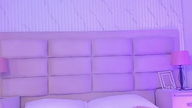 دردشة CarolineFyre الجنسية المباشرة