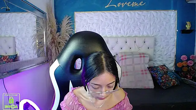 NathaliaSweet_11 Adlı Modelin Canlı XXX Sohbeti