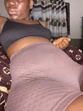 XXX chat uživo modela CBonita