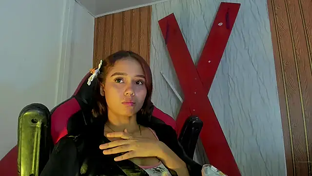 MarianaManzur Chat XXX in diretta