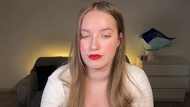 EvaMaddison 即時 XXX  聊天