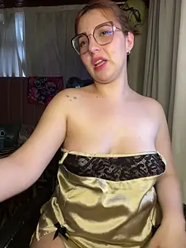 CoraVibes 即時 XXX 聊天