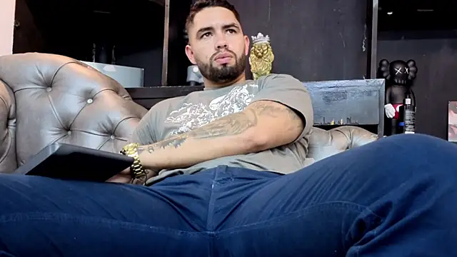 matteosantos' Webcam Show