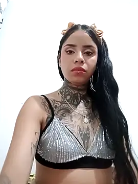 cristal__ksのライブXXXチャット