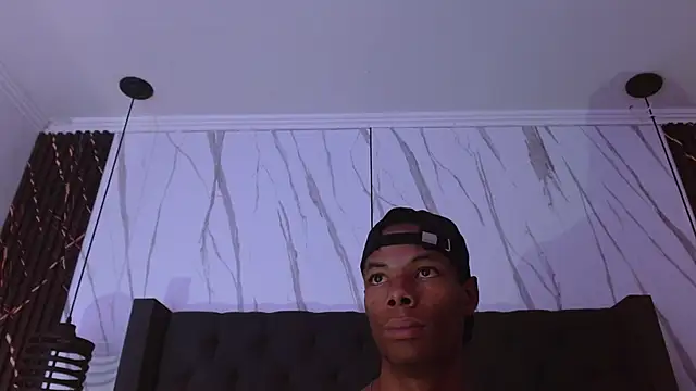 Webkamerová show Santiago_Ortiz_