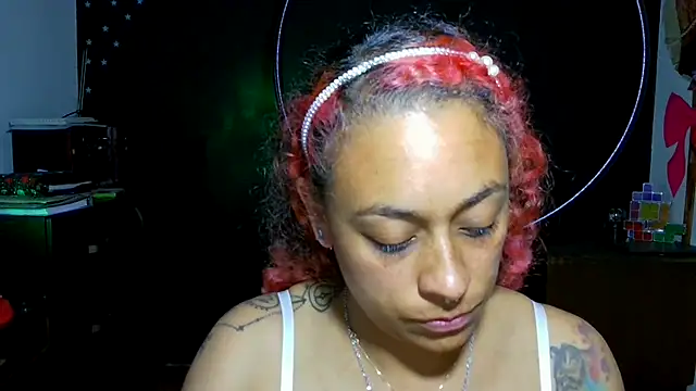 Cata_Blue__'s Live XXX Chat