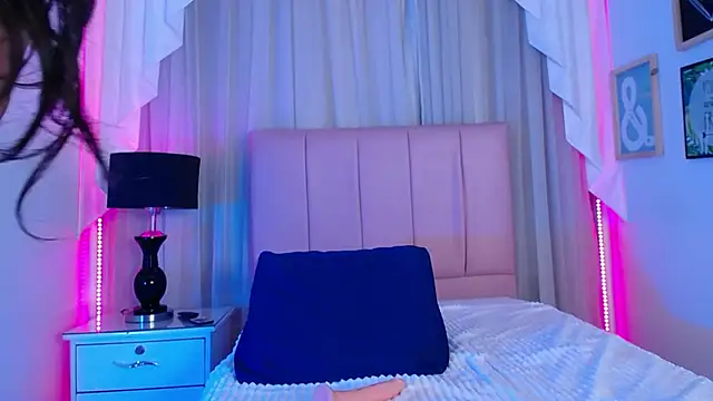 IsabelleDaza Chat XXX in diretta