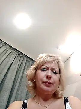 Chatroom XXX en direct de EmilyFanks