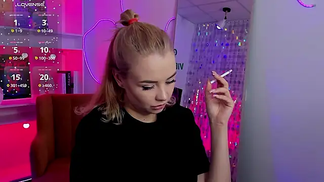 دردشة StephanieSweety الجنسية المباشرة