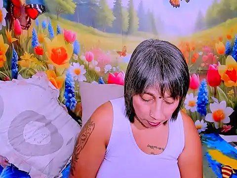 indianroxy: απευθείας συνομιλία ΧΧΧ