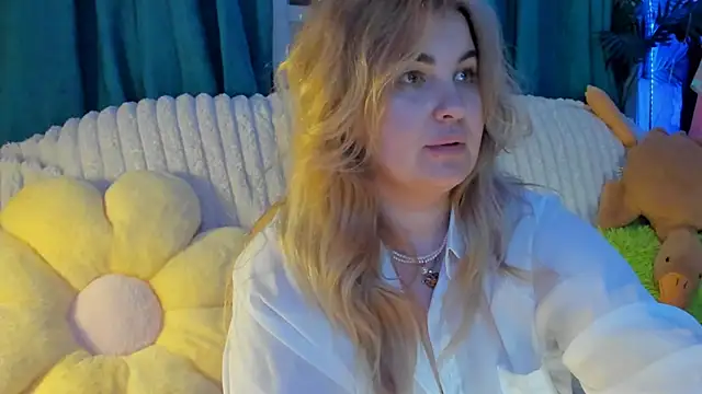 CoraSwon Live XXX Chat