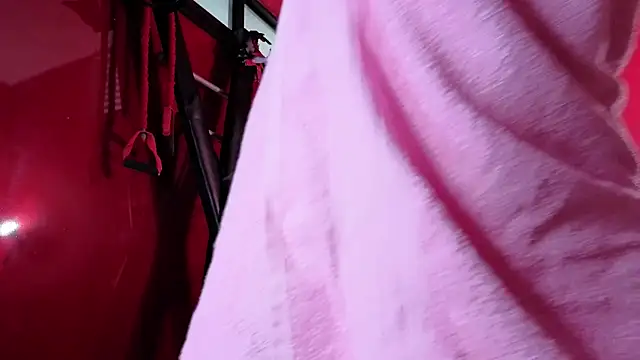 XXX chat uživo modela Ambar_Roux_