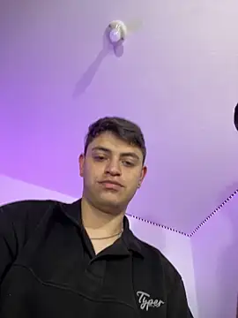 Chat +18 de Naughty_Nights_Live ao vivo