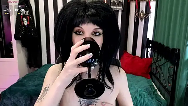 NancyAddams: онлайн-секс-чат