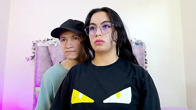 iris_and_damian Live XXX Chat