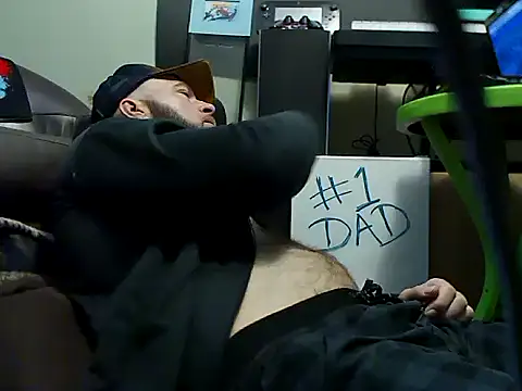 Numba1dad_: διαδικτυακό σόου στην κάμερα