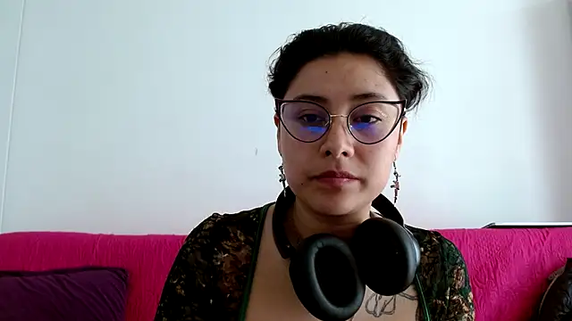 Juliexxxxtasy Chat XXX in diretta