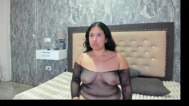 XXX chat uživo modela Daphne_sweett