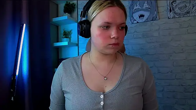 Karengilgun Live XXX Chat