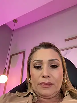 XXX chat uživo modela Holly_madison_