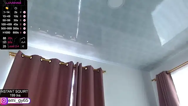 Онлайн чат XXX emilyn_grey1