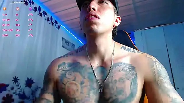 Chat XXX en directo de Adam_Hudsond