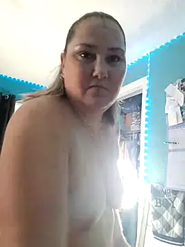 Chat +18 de SexyNikki6969 ao vivo