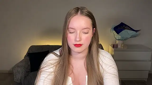 دردشة EvaMaddison الجنسية المباشرة