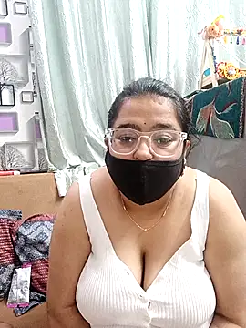 Chat +18 de GangbangCouple ao vivo