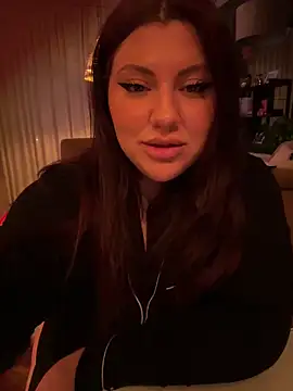 CurvyKimmy1 – Naživo XXX chat