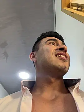 Chris_Clarck Live XXX Chat