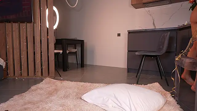 Monika__youthful 라이브 XXX 채팅