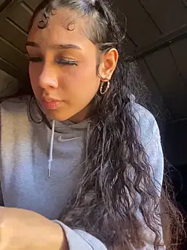 badbaby187 – Kamerová šou