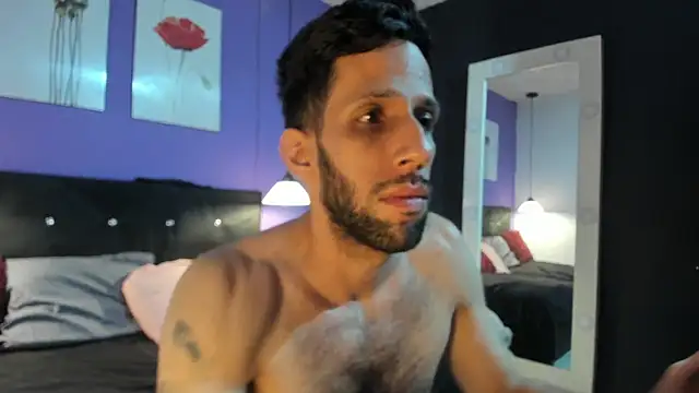 Karim_mansur Adlı Modelin Canlı XXX Sohbeti