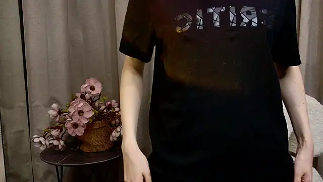 NicoleLuxe Chat XXX live