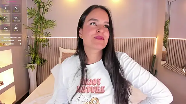 Chat XXX en directo de LucieMillerr