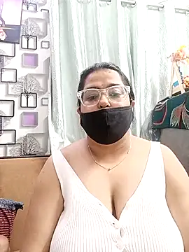 Chatroom XXX en direct de GangbangCouple