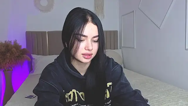 Czat XXX na żywo – Silena_sky